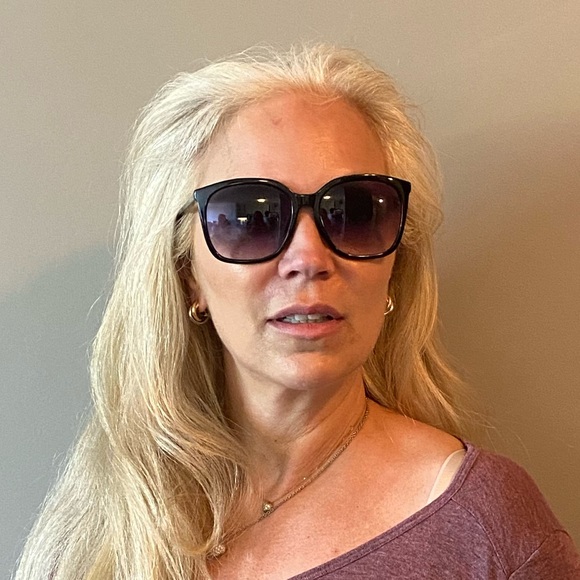 COPY - Michael Kors Sunglasses - Picture 2 of 5